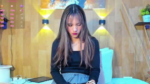 Mariana Angel online show from April 6, 2:51 pm