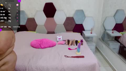 mariana online show from September 23, 5:49 pm