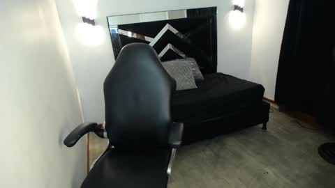 Mariana online show from March 27, 6:30 am