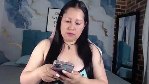 marianasmiith_ online show from September 10, 11:43 am