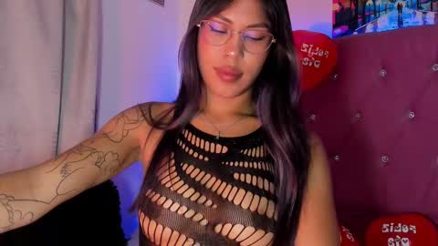 mariana williams online show from February 14, 11:45 pm