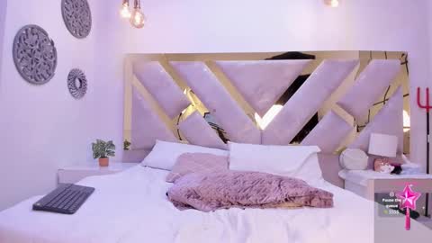 Marianee Rousse  online show from September 25, 11:19 pm