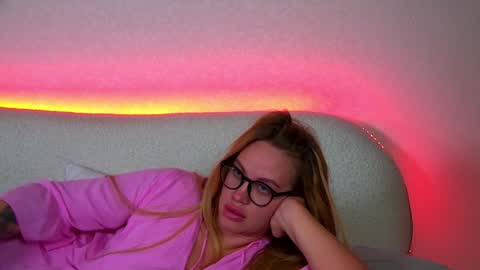 Maria online show from February 3, 12:58 am