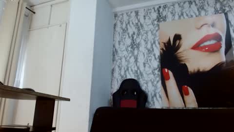 Snapshot of mariani_smith chatting on October 11, 1:09 pm Mariani online show from October 11, 1:09 pm