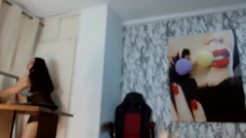 Snapshot of mariani_smith chatting on November 8, 12:05 pm Mariani online show from November 8, 12:05 pm