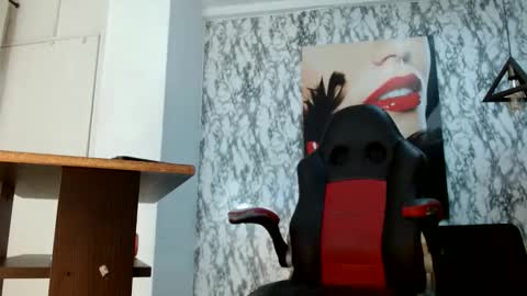 Snapshot of mariani_smith chatting on November 19, 12:05 pm Mariani online show from November 19, 12:05 pm