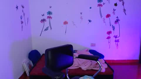 Mariana online show from January 19, 1:15 pm