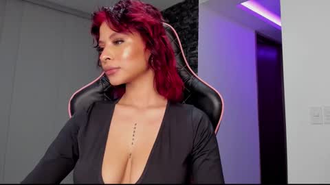 Snapshot of marianne__ chatting on February 20, 7:12 am M A R I A N E online show from February 20, 7:12 am