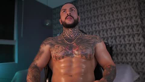 Snapshot of mariano_costa chatting on December 19, 3:29 am Mariano Costa online show from December 19, 3:29 am