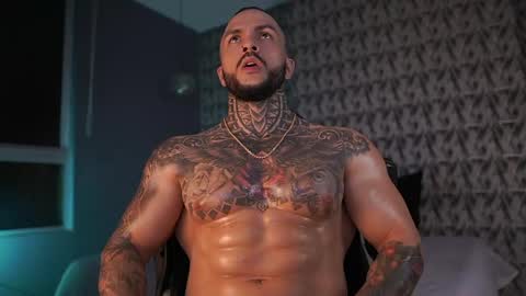 Snapshot of mariano_costa chatting on December 23, 1:08 am Mariano Costa online show from December 23, 1:08 am