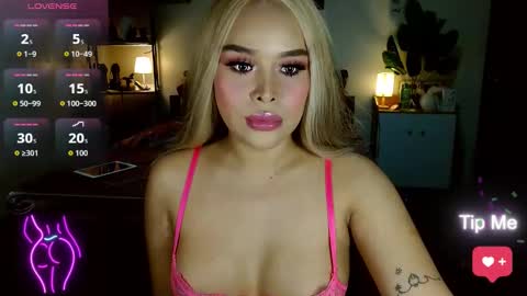 Maria online show from November 23, 6:08 pm