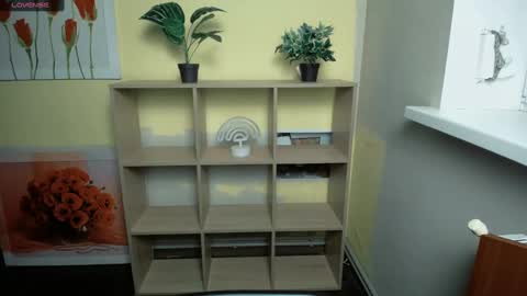 Snapshot of mariatess_ chatting on January 9, 4:17 pm Mariia online show from January 9, 4:17 pm