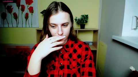 Snapshot of mariatess_ chatting on February 25, 12:03 pm Mariia online show from February 25, 12:03 pm