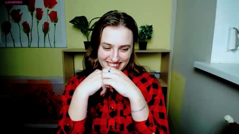 Snapshot of mariatess_ chatting on February 25, 6:09 pm Mariia online show from February 25, 6:09 pm