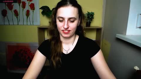 Snapshot of mariatess_ chatting on March 7, 1:40 pm Mariia online show from March 7, 1:40 pm