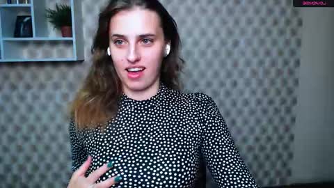 Snapshot of mariatess_ chatting on September 10, 1:11 pm Mariia online show from September 10, 1:11 pm