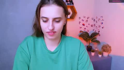 Snapshot of mariatess_ chatting on October 2, 10:11 am Mariia online show from October 2, 10:11 am