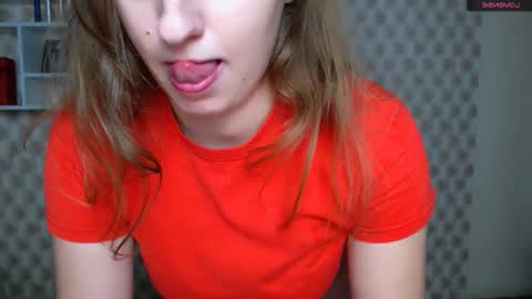 Snapshot of mariatess_ chatting on October 11, 12:36 pm Mariia online show from October 11, 12:36 pm