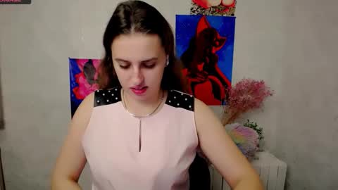 Snapshot of mariatess_ chatting on October 22, 11:43 am Mariia online show from October 22, 11:43 am