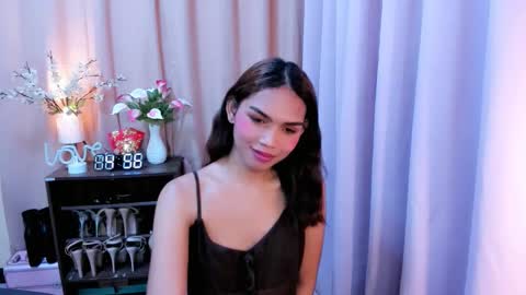 Snapshot of mariatransgracia chatting on October 8, 8:56 am Maria online show from October 8, 8:56 am
