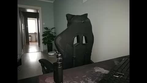 Snapshot of maribor5879 chatting on February 13, 7:03 am maribor5879 online show from February 13, 7:03 am