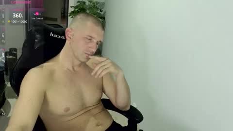 Snapshot of maribor5879 chatting on October 1, 5:57 am maribor5879 online show from October 1, 5:57 am