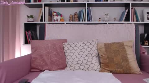 Snapshot of marie_antoinette62 chatting on January 21, 6:54 am Maria online show from January 21, 6:54 am