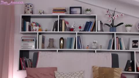 Snapshot of marie_antoinette62 chatting on November 2, 7:16 pm Maria online show from November 2, 7:16 pm