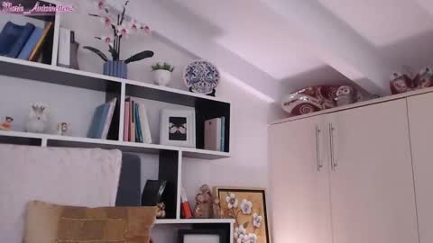 Snapshot of marie_antoinette62 chatting on November 19, 7:19 am Maria online show from November 19, 7:19 am