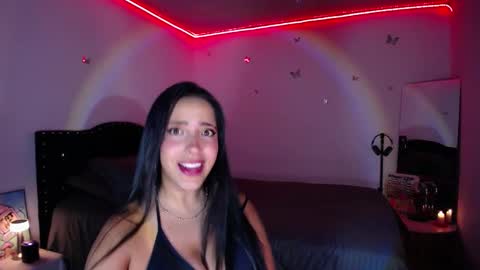 Snapshot of marie_daved chatting on March 9, 12:21 am Nicolle online show from March 9, 12:21 am