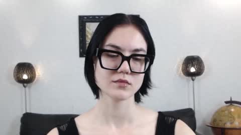 Marie Fitch online show from November 21, 5:17 am