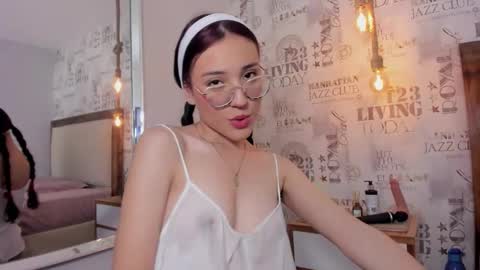 MARIE  online show from November 14, 12:37 pm