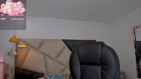 Mariee online show from February 26, 6:18 pm