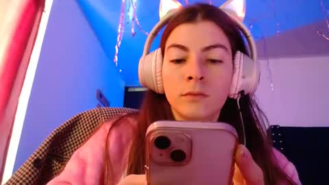 Mariie online show from January 1, 2:42 pm