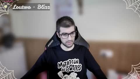 Snapshot of marielessfan chatting on October 19, 12:50 pm Marie online show from October 19, 12:50 pm