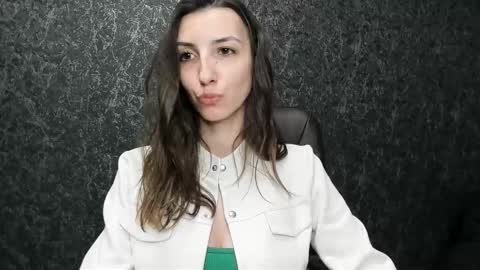 marielleanker online show from September 11, 12:44 am