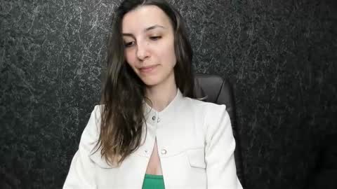 marielleanker online show from September 12, 2:11 am