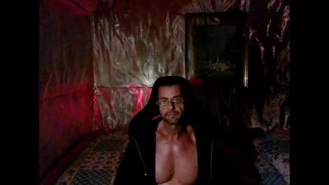 Snapshot of mariettee chatting on February 9, 1:00 am Djpegasus online show from February 9, 1:00 am