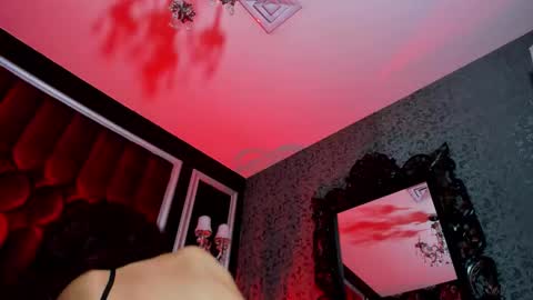 Marie online show from September 29, 6:35 pm