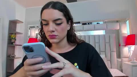 Snapshot of mariiahneedles chatting on November 4, 9:14 pm mariiahneedles online show from November 4, 9:14 pm