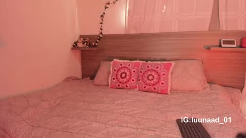 Luna Dulk online show from November 1, 1:57 pm