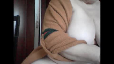 Snapshot of marilu64 chatting on December 27, 2:01 pm marilu64 online show from December 27, 2:01 pm