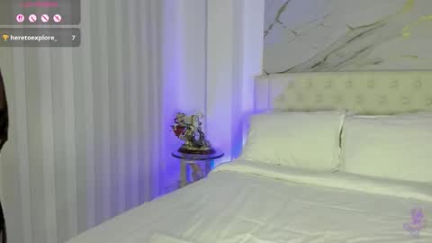 Marilyn online show from March 25, 12:05 am