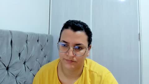 Snapshot of marilyn_garcia chatting on January 12, 1:37 pm MARILYN SEXY online show from January 12, 1:37 pm