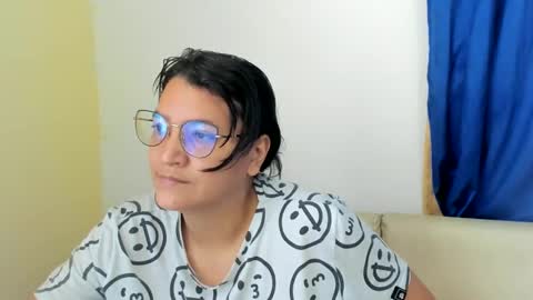 Snapshot of marilyn_garcia chatting on February 11, 5:40 pm MARILYN SEXY online show from February 11, 5:40 pm