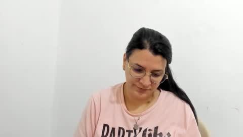 Snapshot of marilyn_garcia chatting on September 14, 1:43 pm MARILYN SEXY online show from September 14, 1:43 pm