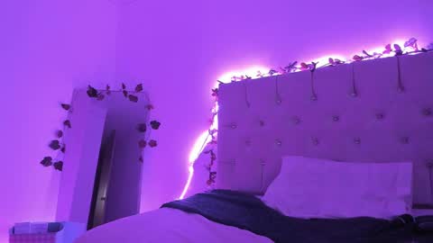 Marin kitoko online show from December 13, 3:38 am