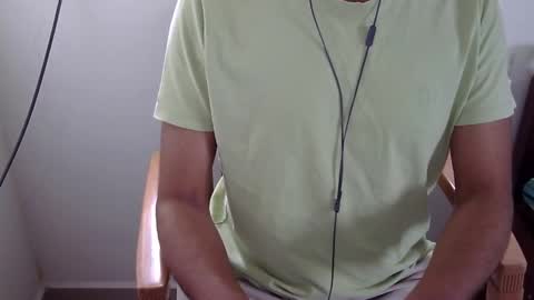 Snapshot of marinavine chatting on December 28, 5:44 am The SHY UncutBoy online show from December 28, 5:44 am