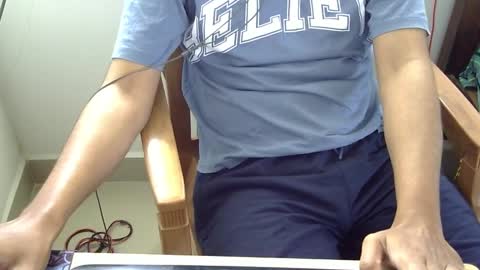 Snapshot of marinavine chatting on January 1, 3:02 am The SHY UncutBoy online show from January 1, 3:02 am