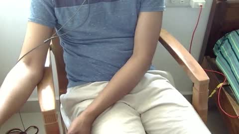 Snapshot of marinavine chatting on February 1, 7:26 am The SHY UncutBoy online show from February 1, 7:26 am